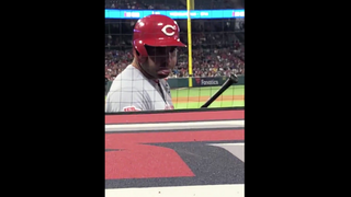 Joey Votto Treats Heckler With The Appropriate Level Of Respect